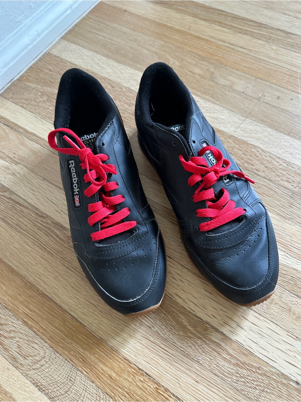 Reebok Men's Black Athletic Sneakers with Red Laces